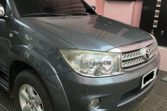 Grey Toyota Fortuner 2010 for sale in San Juan