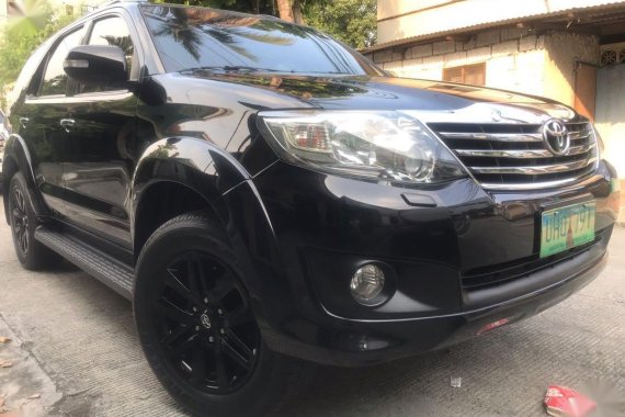 Black Toyota Fortuner 2013 for sale in Quezon