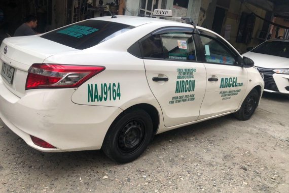 White Toyota Vios 2018 for sale in Manual