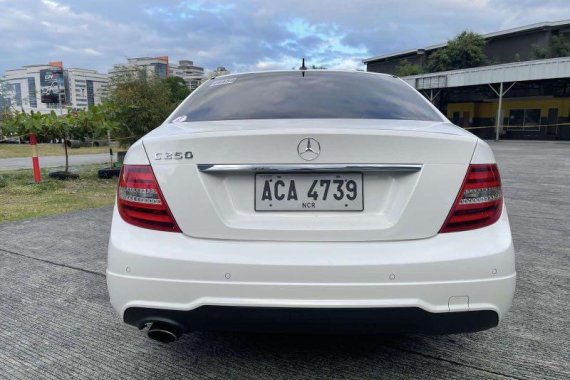 Sell White 2014 Mercedes-Benz C200 in Pasig