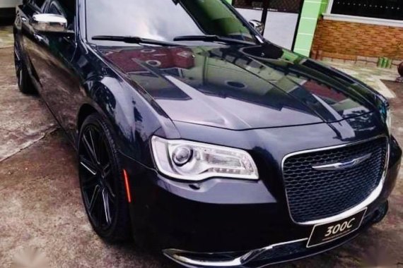 Grey Chrysler 300c 2015 for sale 