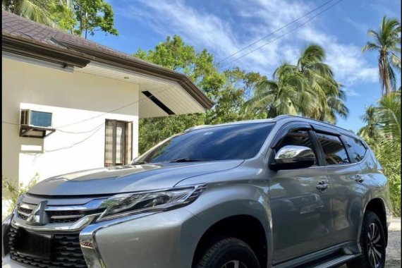 Silver Mitsubishi Montero sport 2018 for sale in Sibonga