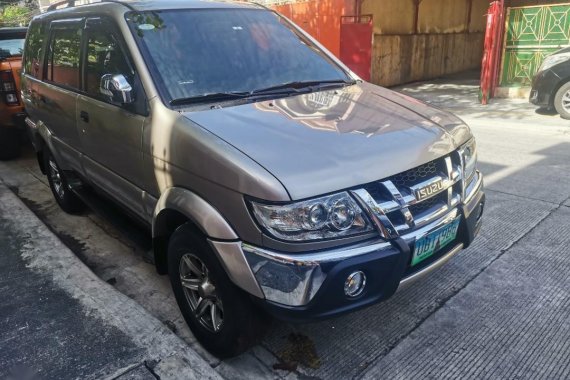 Silver Isuzu Sportivo X 2012 for sale in San Juan 