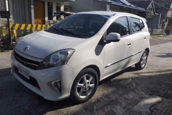 White Toyota Wigo 2016 for sale in Lucena