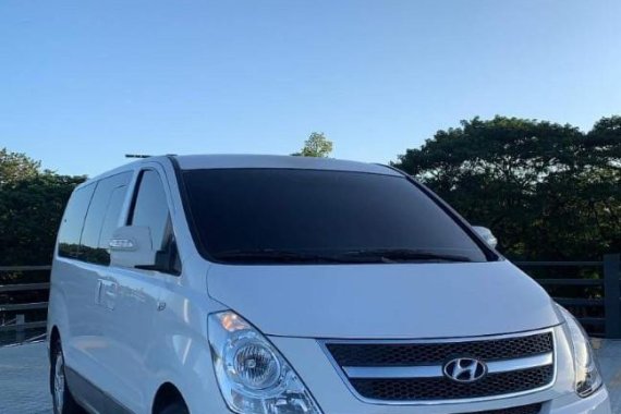 Selling White Hyundai Grand Starex 2012 in General Mariano Alvarez