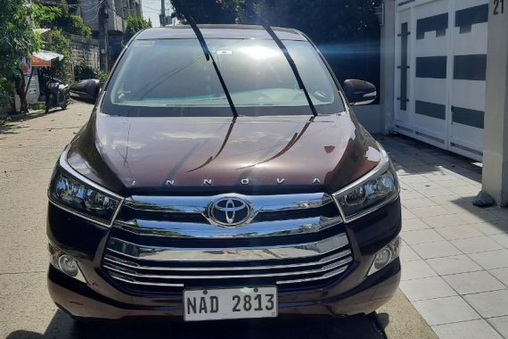 Selling Red Toyota Innova 2017 in Valenzuela