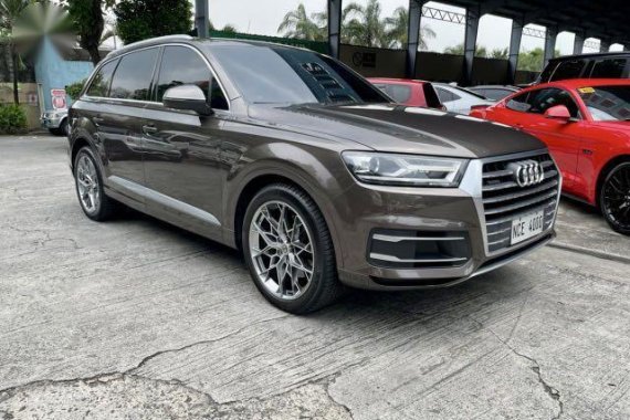 Silver Audi Q7 2016 for sale in Pasig