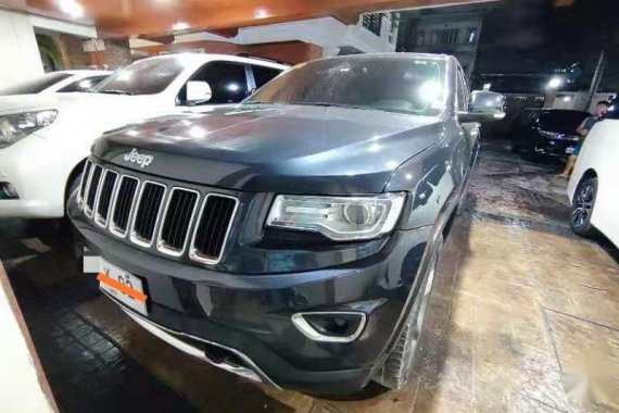 Grey Jeep Grand Cherokee 2014 for sale in Automatic