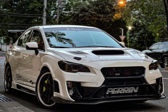 White Subaru Wrx 2014 for sale in Manual