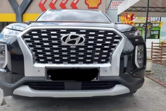 Selling Black Hyundai Palisade 2020 in Makati