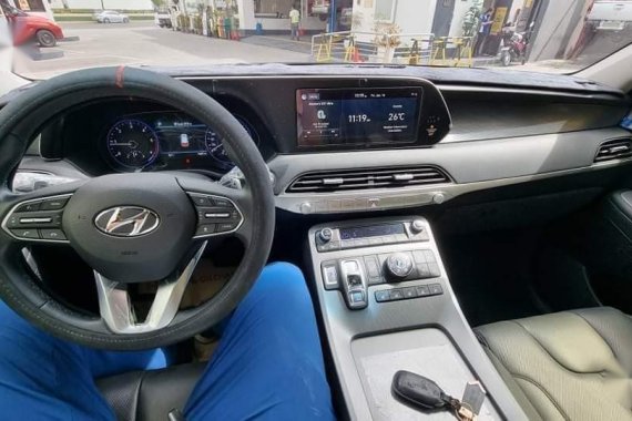 Selling Black Hyundai Palisade 2020 in Makati