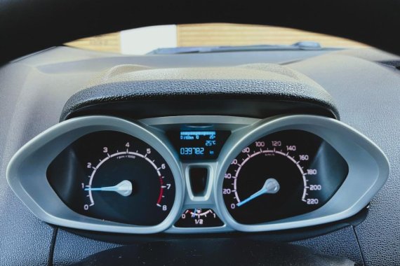 Red Ford Ecosport 2020 for sale in Manual