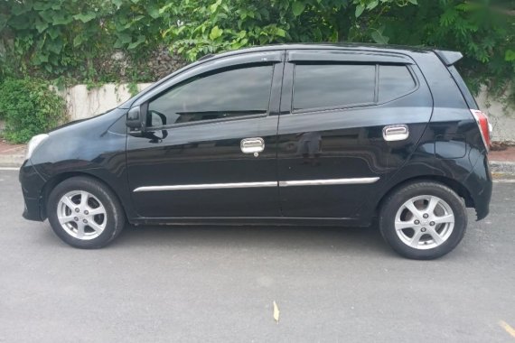 Selling Black Toyota Wigo 2016 in Manila