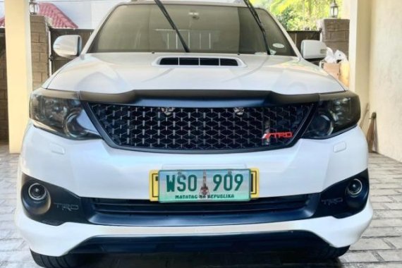 Selling White Toyota Fortuner 2013 in Parañaque