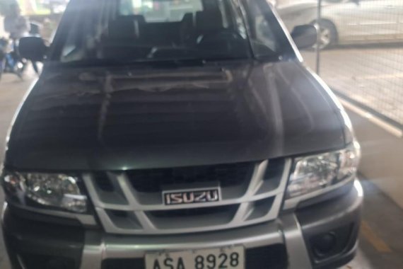 Silver Isuzu Crosswind 2015 for sale in Pasig