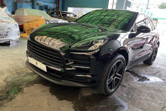 Selling Black Porsche Macan 2020 in Quezon