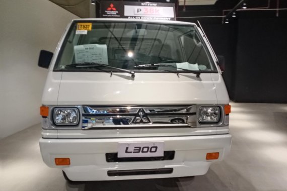 Mitsubishi L300 Fb body Dual AC 2022 Model