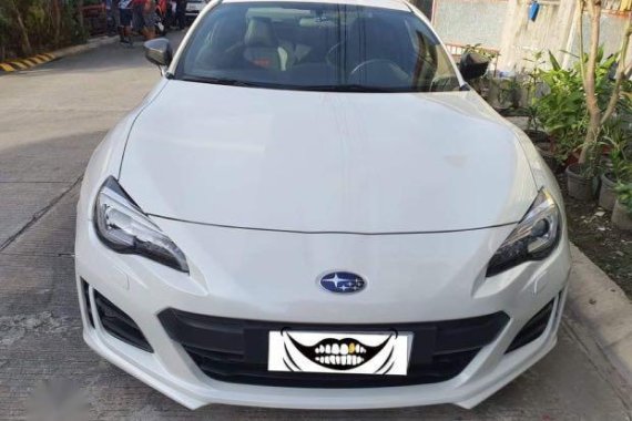 Selling Pearl White Subaru BRZ 2017 in Santa Rosa
