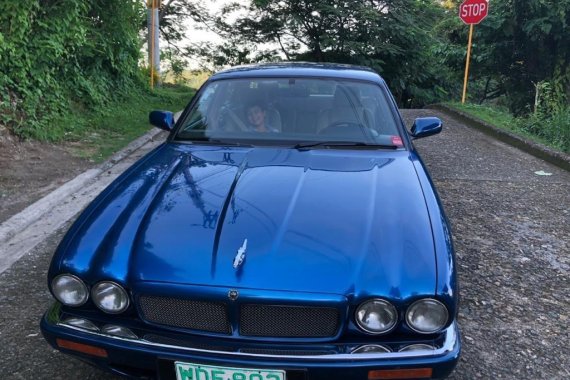 Selling Blue Jaguar XJR 2007 in Quezon