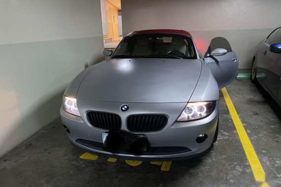 Silver BMW Z4 2004 for sale in Pateros 