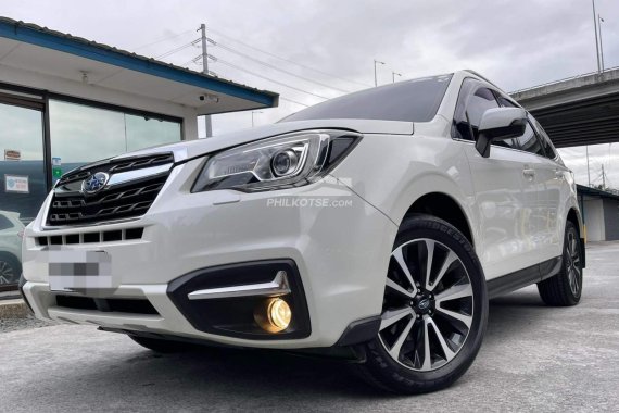 Casa Maintain. Well kept. Subaru Forester Premium AWD Panoramic Sunroof