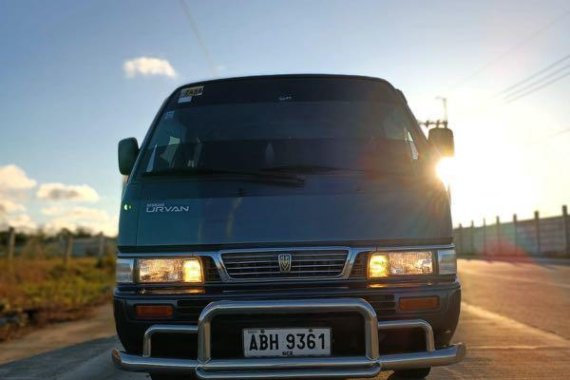 Grey Nissan Urvan 2015 for sale in Manual