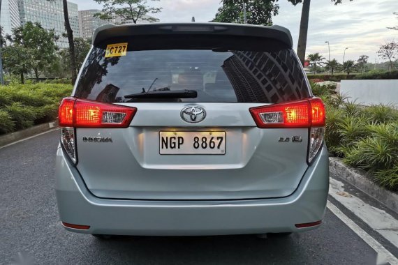 Selling Silver Toyota Innova 2021 in Pasig