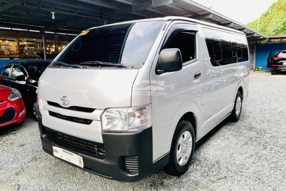 2020 TOYOTA HIACE COMMUTER 3.0 TURBO DIESEL M/T 10,000 KMS ORIG MILEAGE!