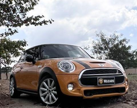 Sell Orange 2016 Mini Cooper S in Marikina