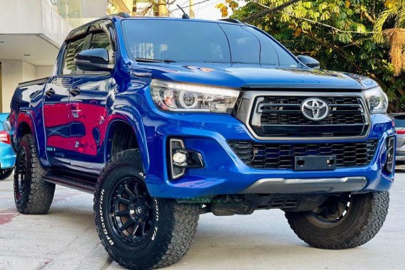 Blue Toyota Hilux 2020 for sale in Automatic