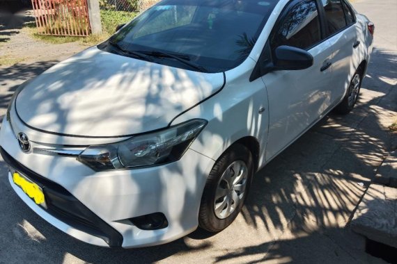 Sell White 2014 Toyota Vios in Bayombong