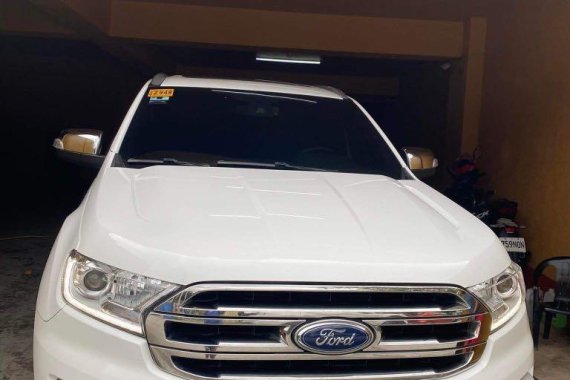 White Ford Everest 2018 for sale in Automatic