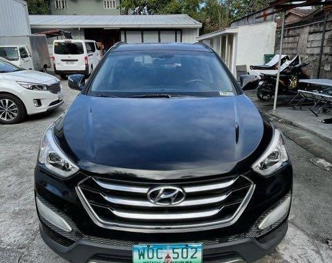 Selling Black Hyundai Santa Fe 2013 in Quezon City