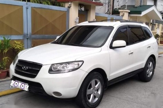 White Hyundai Santa Fe 2007 for sale in Manila