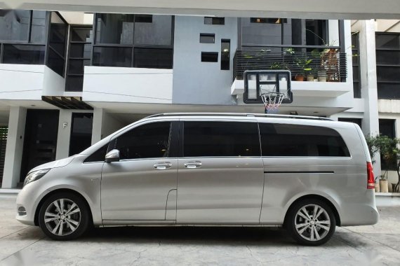 Silver Mercedes-Benz V-Class 2017 for sale in Quezon