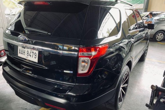Selling Black Ford Explorer 2014 in Manila