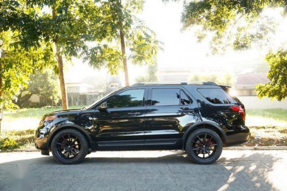 Black Ford Explorer 2014 for sale in Angeles