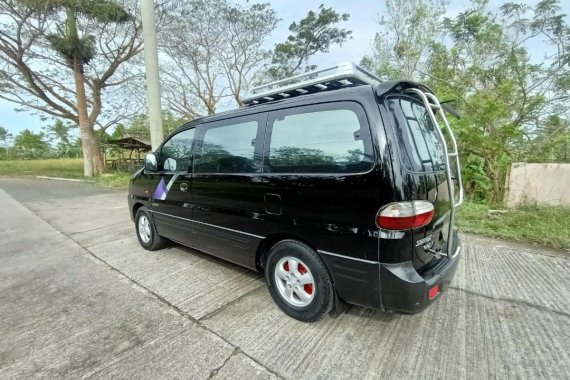 Selling Black Hyundai Starex 2005 in Mataasnakahoy