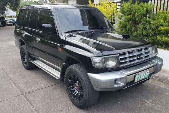 Black Mitsubishi Pajero 2002 for sale in Manila