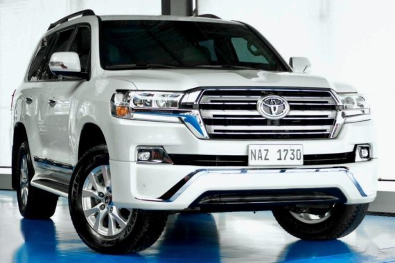 Pearl White Toyota Land Cruiser 2019 for sale in Quezon 