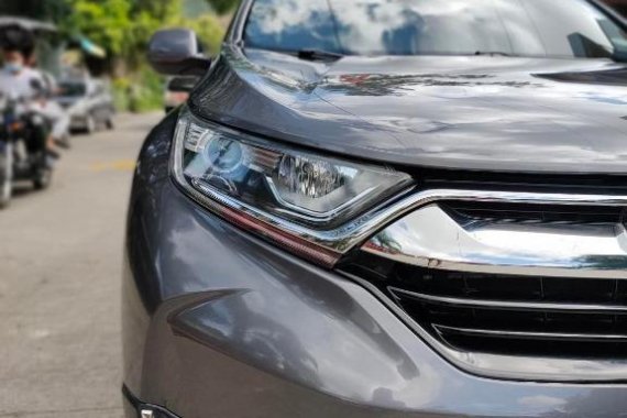 Selling Silver Honda CR-V 2019 in Quezon