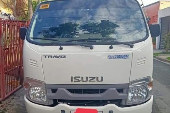 White Isuzu Traviz 2021 for sale in Carmona