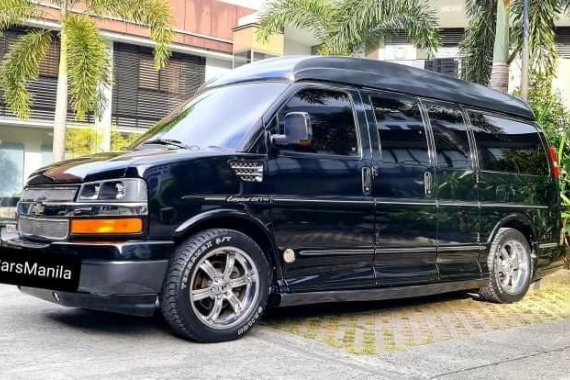 Selling Black GMC Savana 2010 in Parañaque