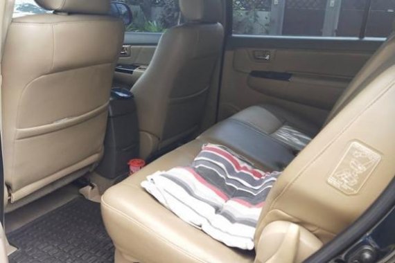 Black Toyota Fortuner 2013 for sale in Quezon 