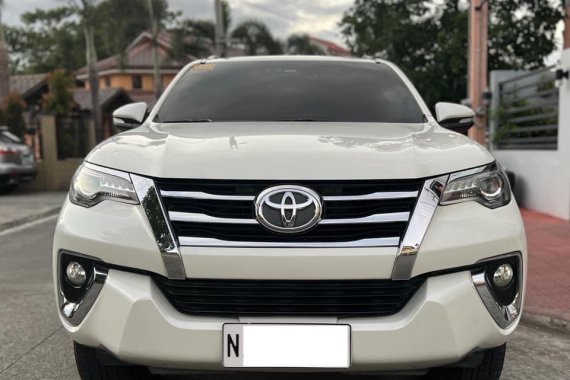 Pearl White Toyota Fortuner 2018 for sale in Quezon City