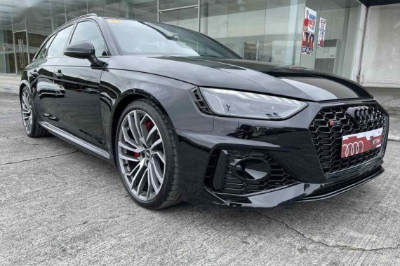 Selling Black Audi RS4 2022 in Pasig