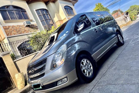Silver Hyundai Starex 2012 for sale in Las Piñas