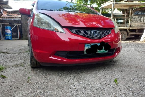 Red Honda Jazz 2009 for sale in Pila