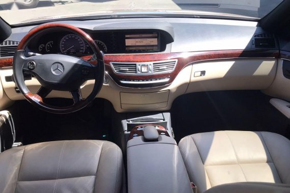 Pearl White Mercedes-Benz S-Class 2008 for sale in Pasig