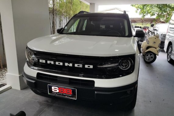 Pearl White Ford Bronco 2021 for sale in Quezon 